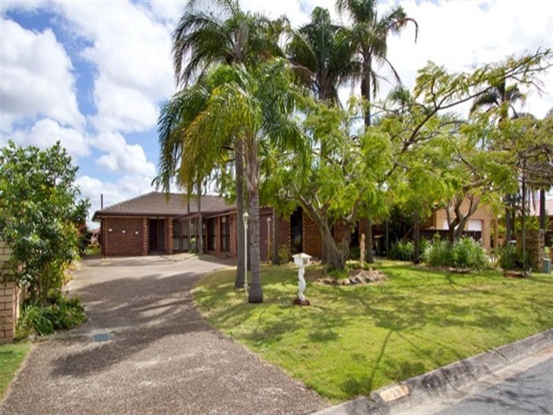 22 Port Drive, Mermaid Waters QLD 4218