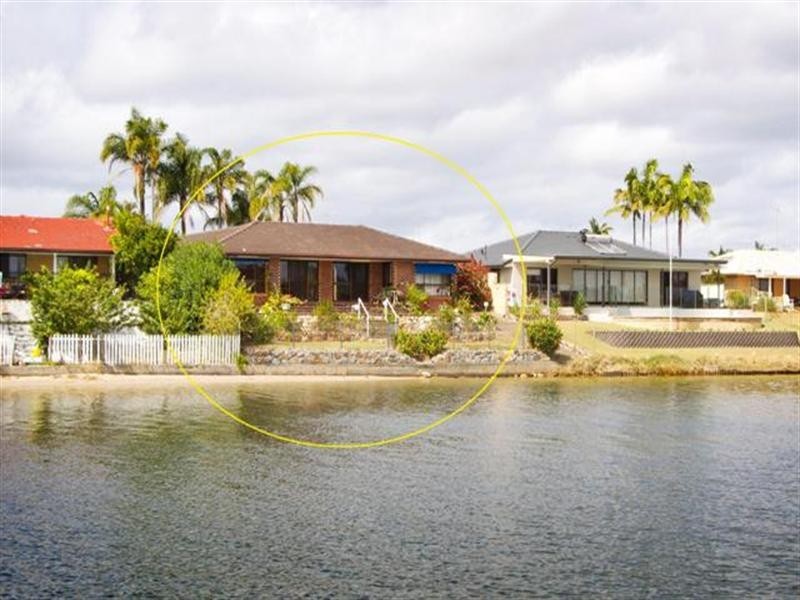 22 Port Drive, Mermaid Waters QLD 4218