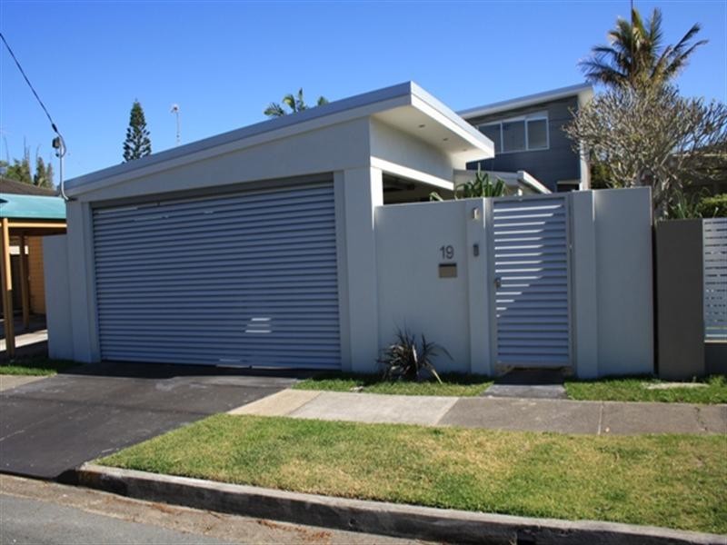 19 Bondi Avenue, Mermaid Beach QLD 4218