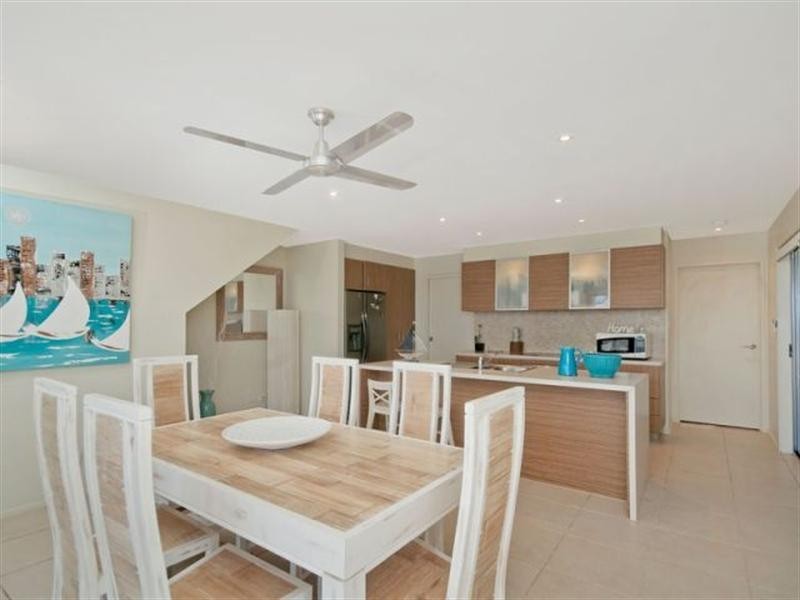 824 Pacific Parade, Currumbin QLD 4223