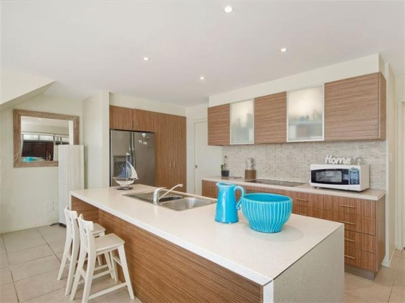 824 Pacific Parade, Currumbin QLD 4223