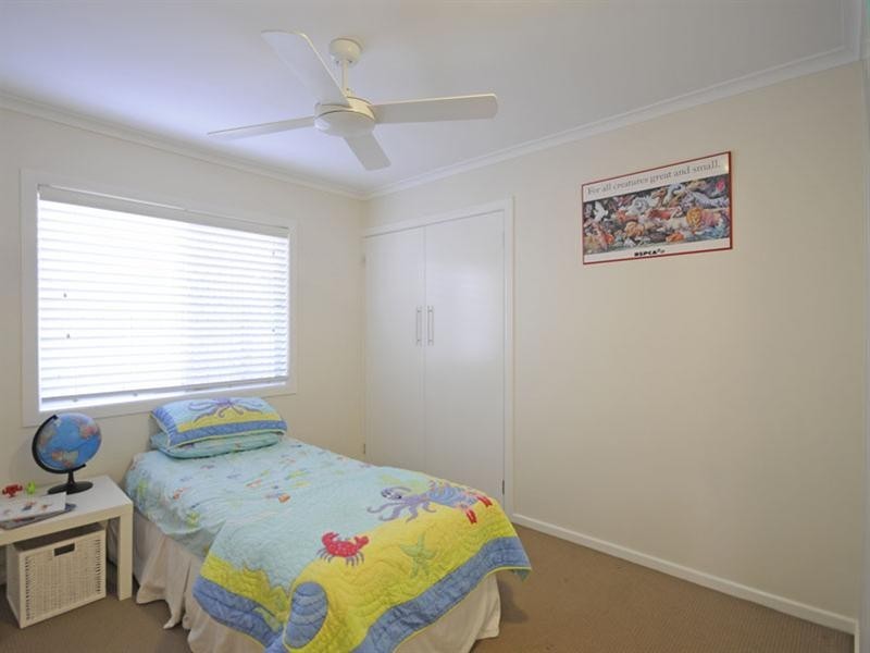 76 Twenty Fifth Avenue, Palm Beach QLD 4221