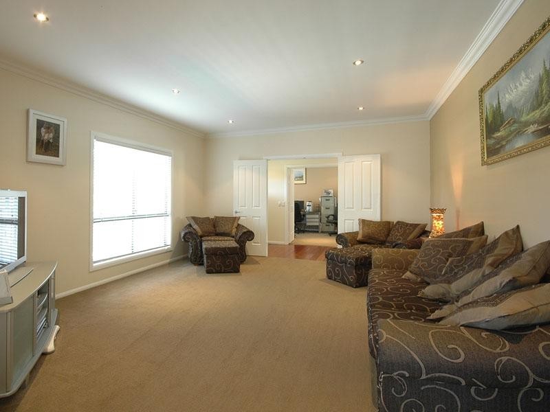 16 Bradman Drive, Currumbin Valley QLD 4223