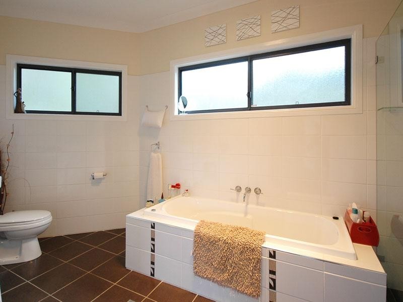 16 Bradman Drive, Currumbin Valley QLD 4223