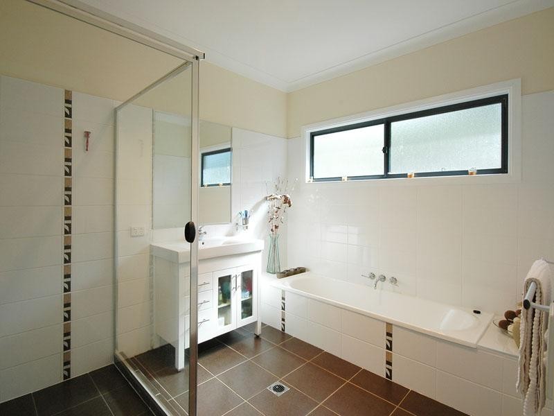 16 Bradman Drive, Currumbin Valley QLD 4223