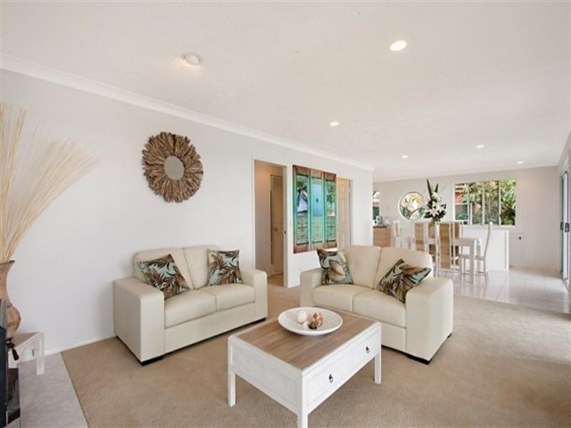 65 Woodgee Street, Currumbin QLD 4223