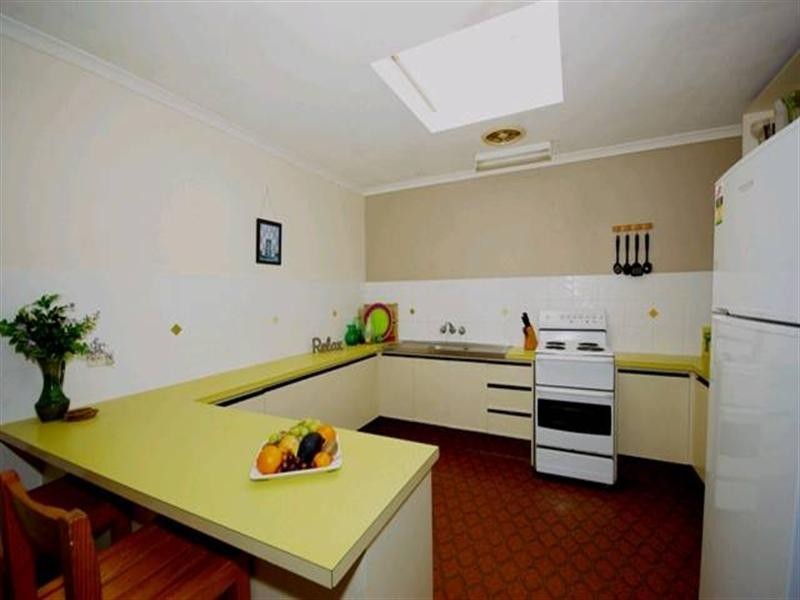 1/12 Macaw Avenue, Miami QLD 4220