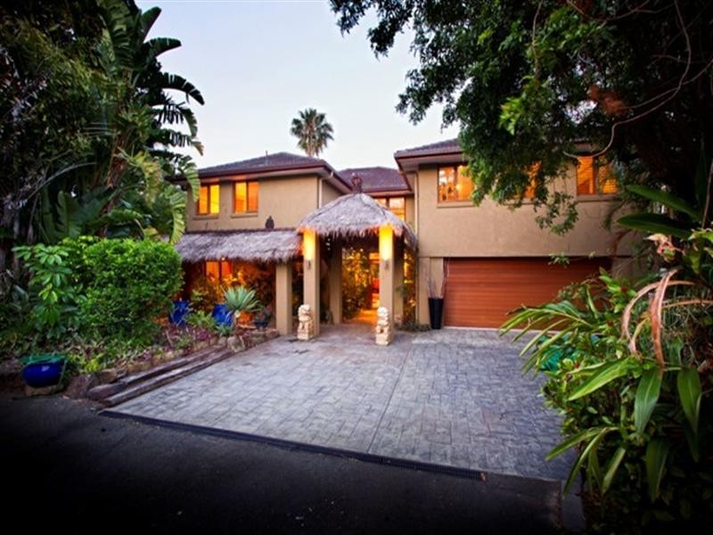 36-38 Karina Crescent, Broadbeach Waters QLD 4218