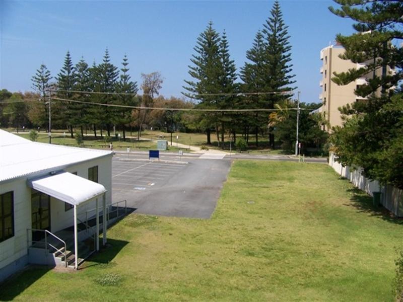 Apartment 114 ‘Diamond Beach’, 10 Alexandra Avenue, Mermaid Beach QLD 4218