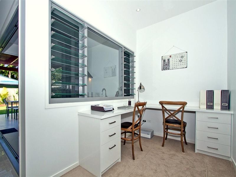 121 Nobby Parade, Miami QLD 4220