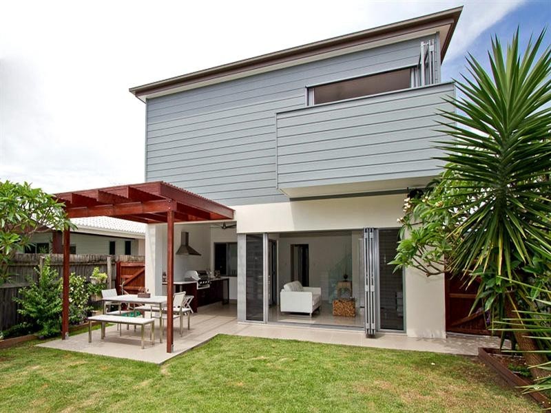 121 Nobby Parade, Miami QLD 4220