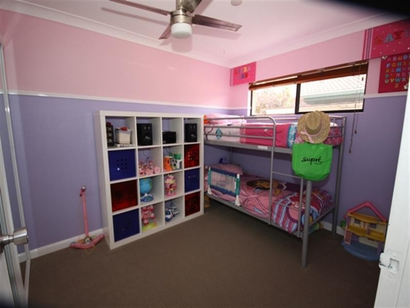 2/21 Adams Avenue, Miami QLD 4220