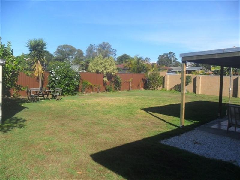 32 Boongala Road, Broadbeach Waters QLD 4218