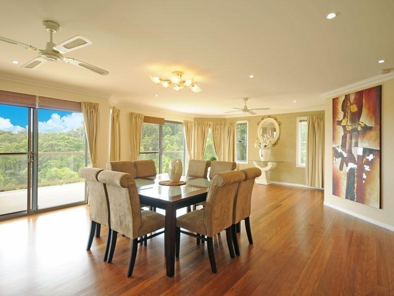 11 Buckingham Way, Elanora QLD 4221