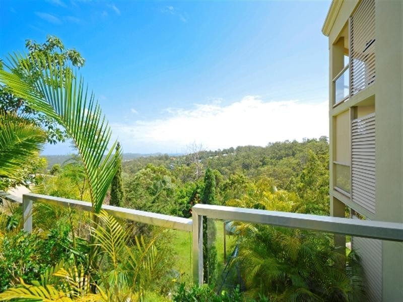 11 Buckingham Way, Elanora QLD 4221