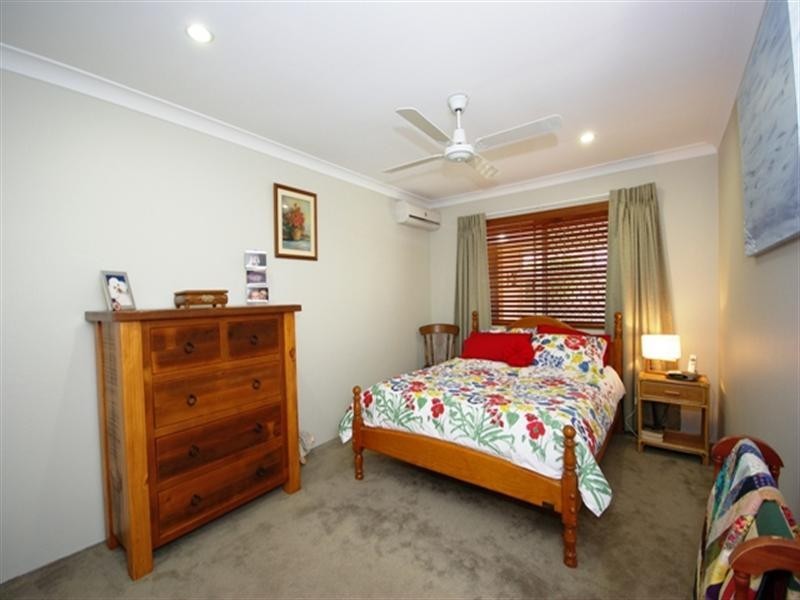 1/11 Logan Avenue, Miami QLD 4220