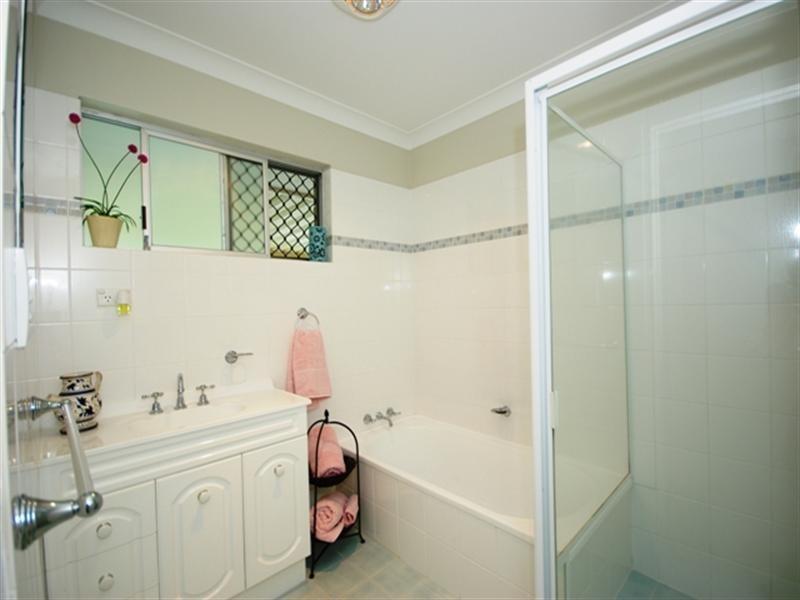 1/11 Logan Avenue, Miami QLD 4220