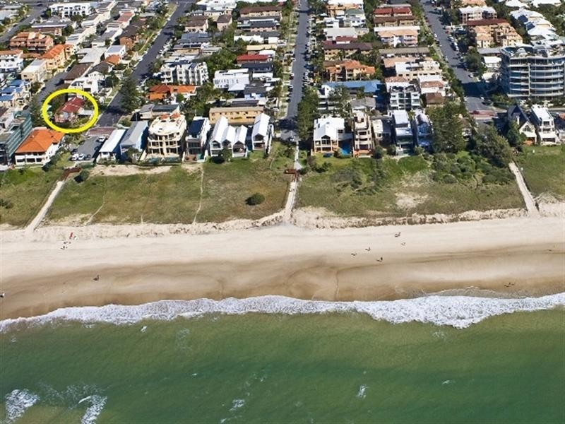 202 Hedges Avenue, Mermaid Beach QLD 4218