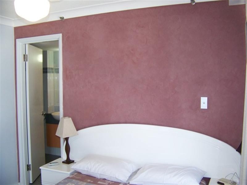 11-1/15 Victoria Avenue, Broadbeach QLD 4218