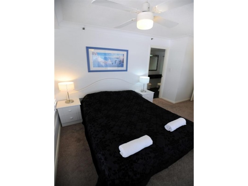 06-3 ‘Victoria Square’, 15 Victoria Avenue, Broadbeach QLD 4218