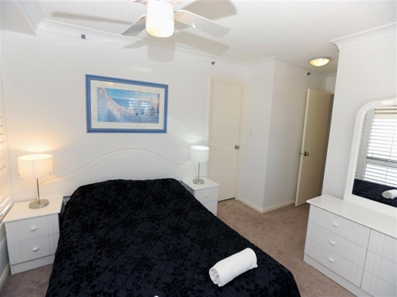 06-3 ‘Victoria Square’, 15 Victoria Avenue, Broadbeach QLD 4218