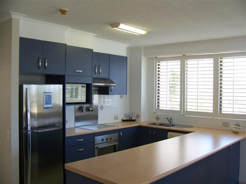 2-04/157 ‘South Pacific Plaza’, Old Burleigh Road, Broadbeach QLD 4218