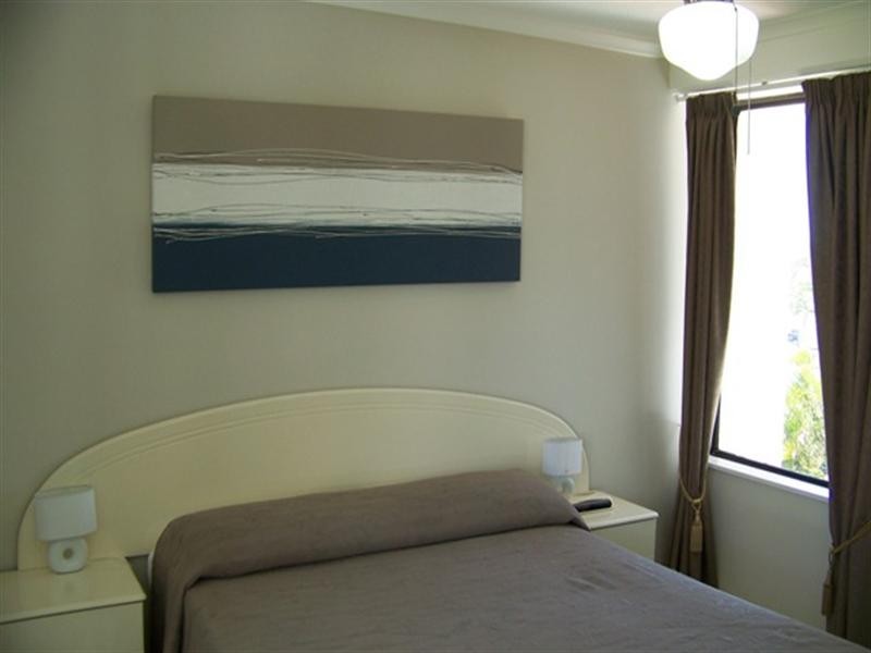 2-04/157 ‘South Pacific Plaza’, Old Burleigh Road, Broadbeach QLD 4218