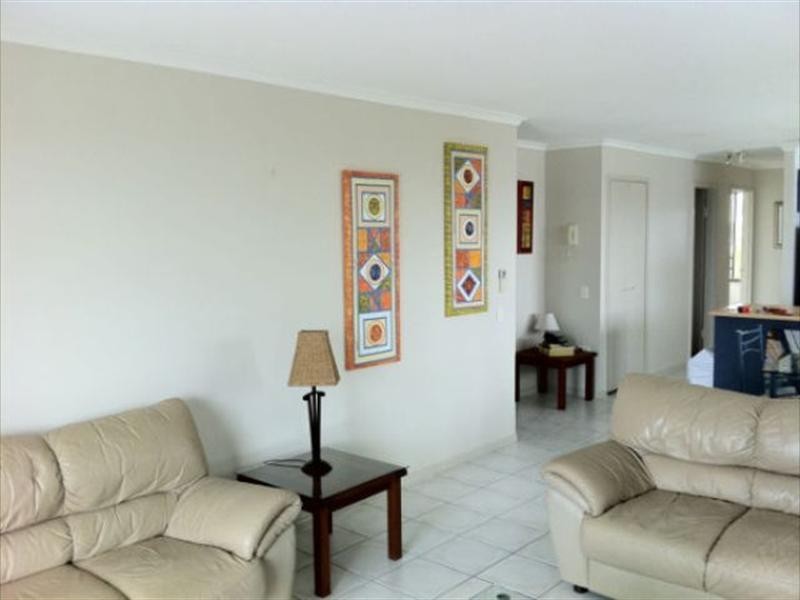 2-04/157 ‘South Pacific Plaza’, Old Burleigh Road, Broadbeach QLD 4218