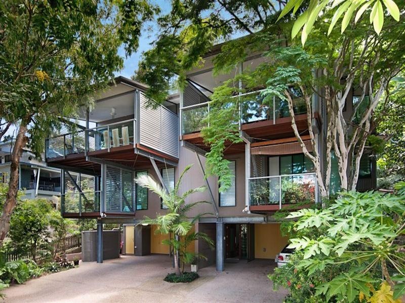 1/808 Pacific Parade, Currumbin QLD 4223