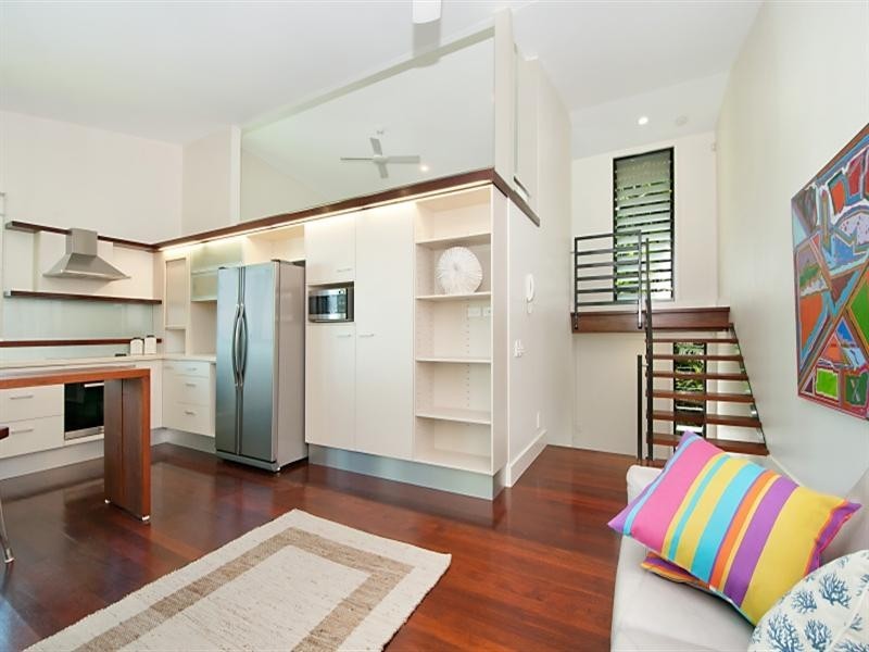 1/808 Pacific Parade, Currumbin QLD 4223