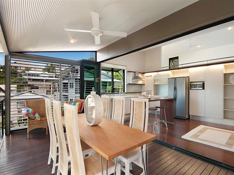 1/808 Pacific Parade, Currumbin QLD 4223