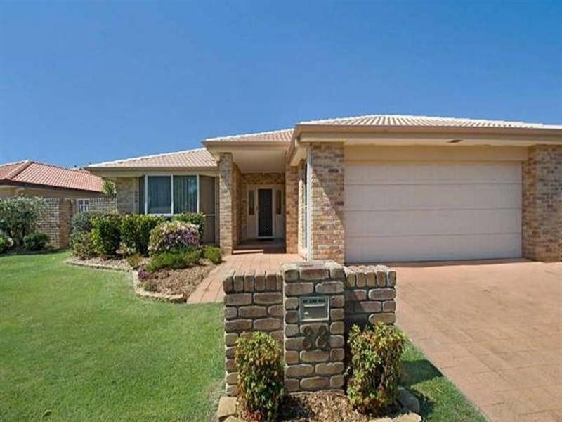 88 Martingale Circuit, Clear Island Waters QLD 4226