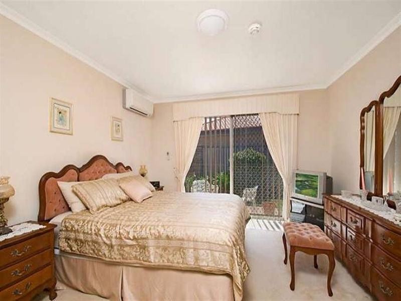 88 Martingale Circuit, Clear Island Waters QLD 4226