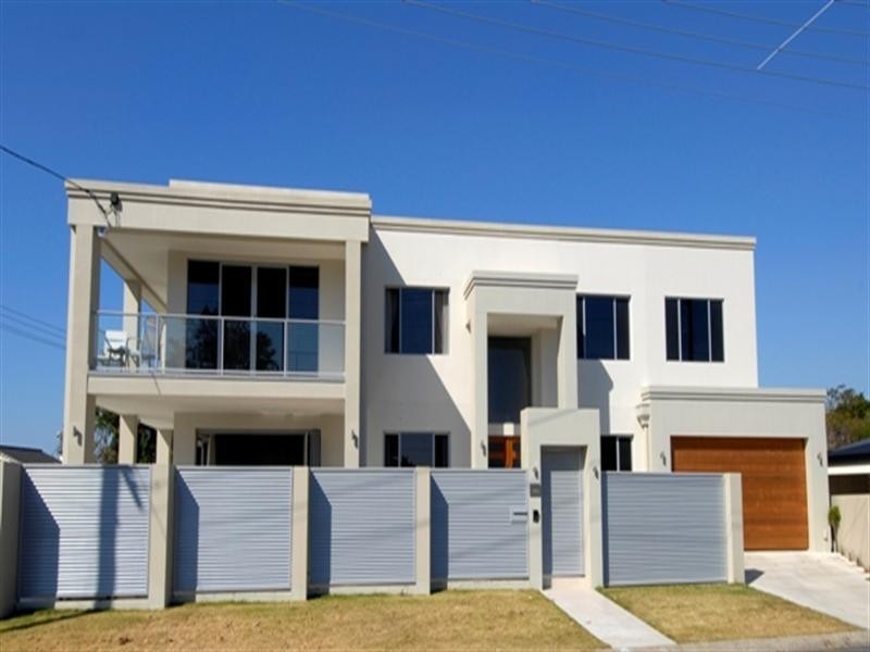 1 Mascala Parade, Mermaid Waters QLD 4218