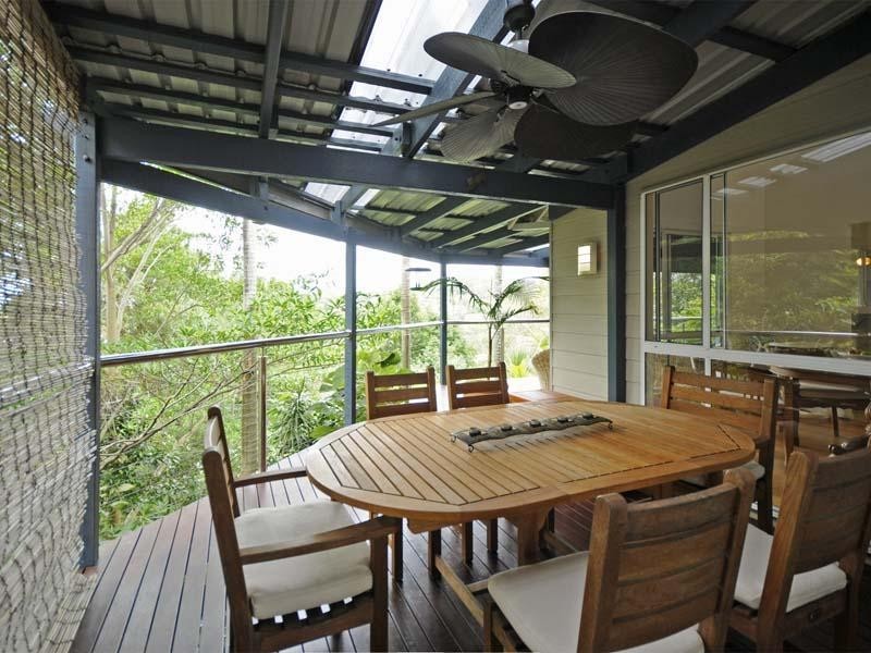 22 Bob Barnard Drive, Tugun QLD 4224