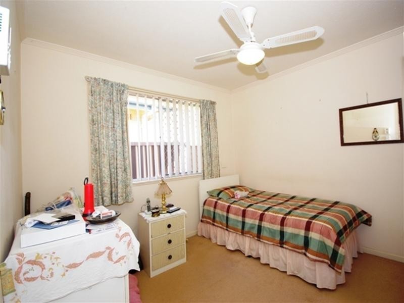 94 Albion Avenue, Miami QLD 4220