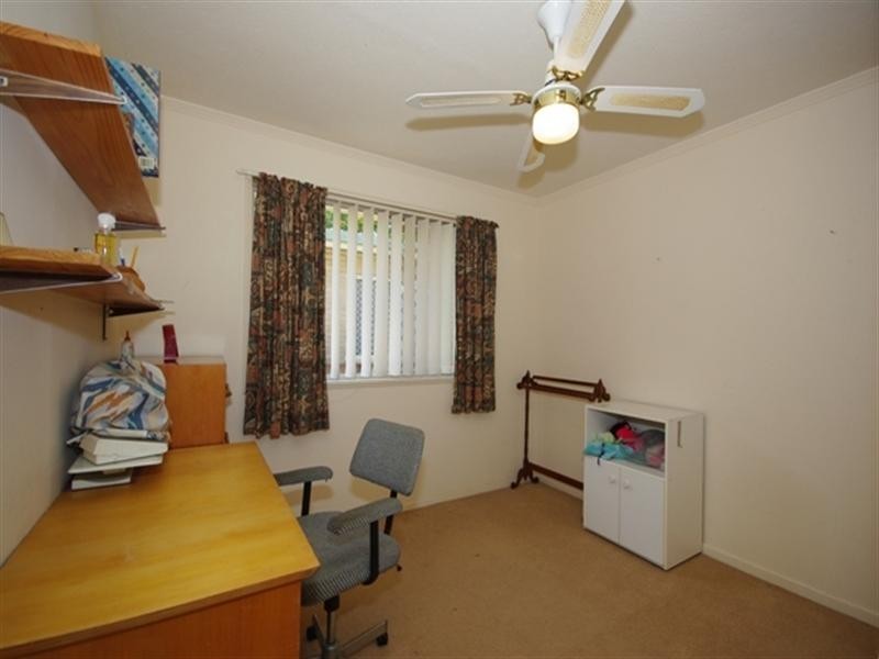 94 Albion Avenue, Miami QLD 4220