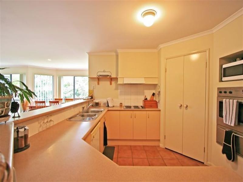 5 Quoll Close, Burleigh Heads QLD 4220