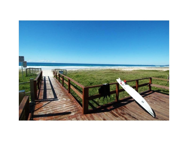 23 Arthur Street, Mermaid Beach QLD 4218