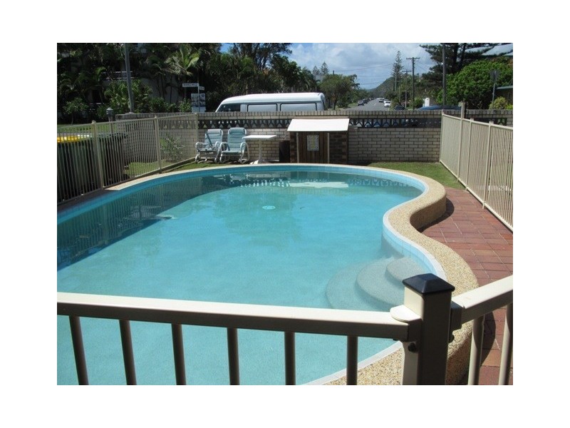 19 Seashell Avenue, Mermaid Beach QLD 4218