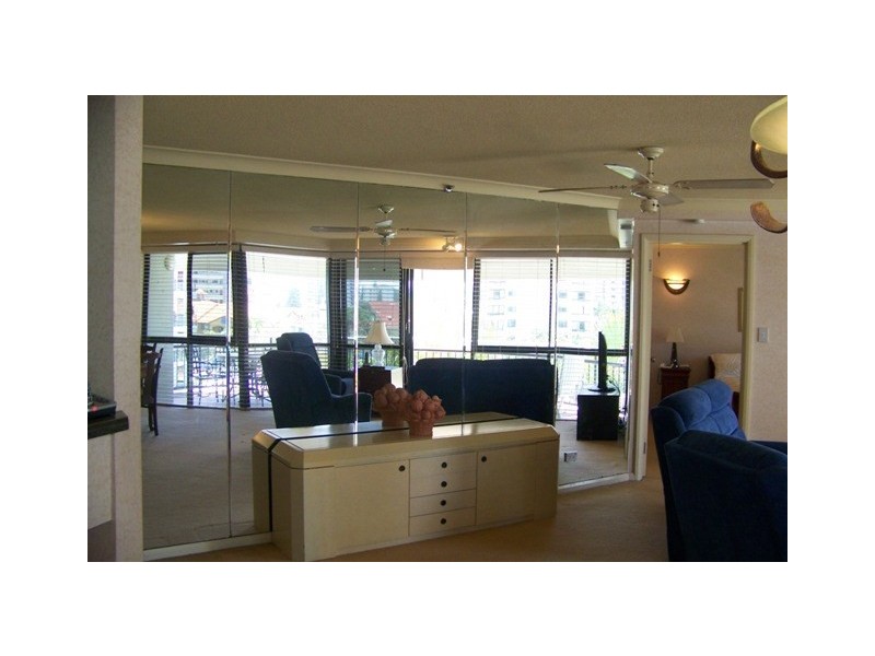 Apartment 06-2 / 15 Victoria Avenue, Broadbeach QLD 4218