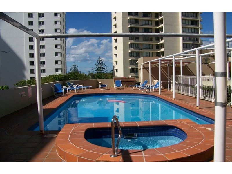 Apartment 06-2 / 15 Victoria Avenue, Broadbeach QLD 4218