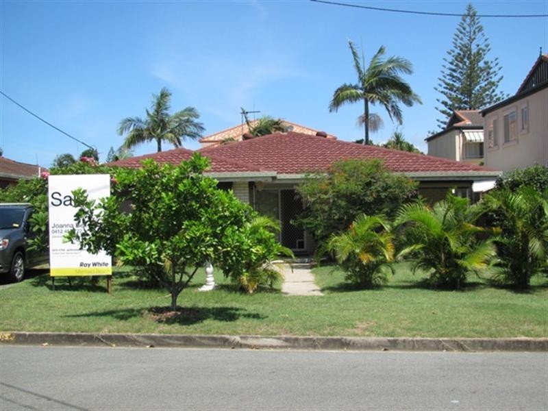 28 Hilda Street, Mermaid Beach QLD 4218