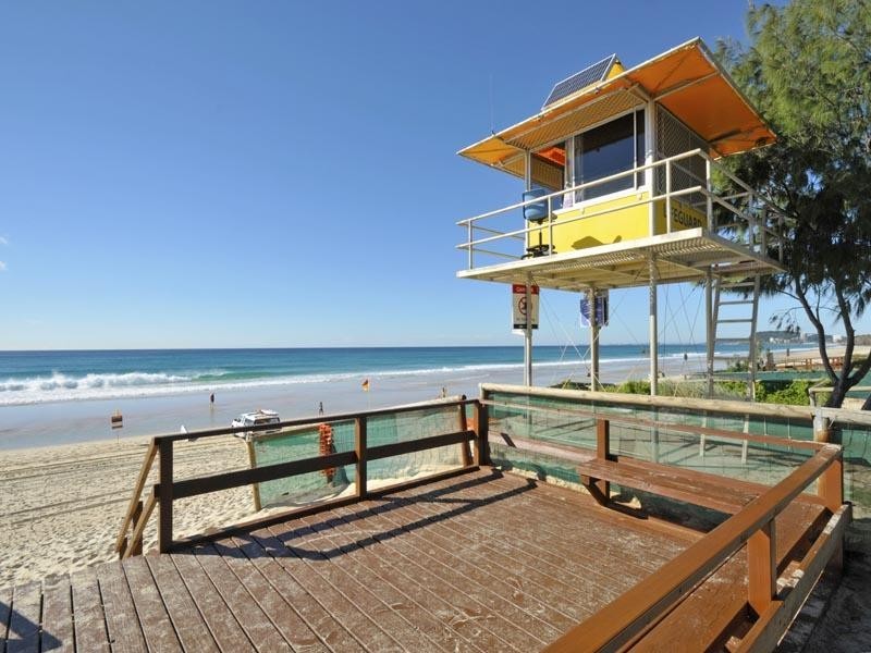28 Ocean Street, Mermaid Beach QLD 4218