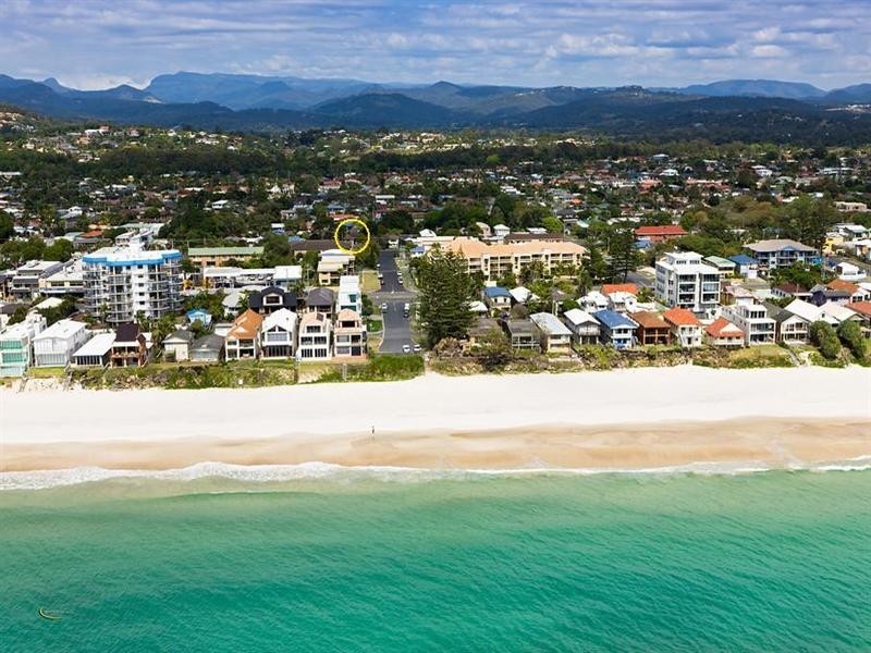 136 Cypress Terrace, Palm Beach QLD 4221