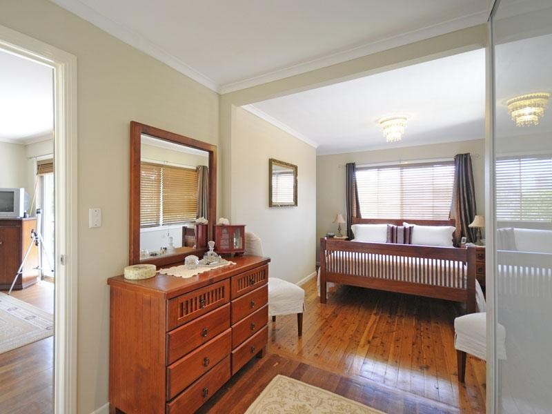 136 Cypress Terrace, Palm Beach QLD 4221