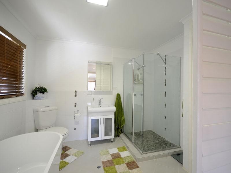 136 Cypress Terrace, Palm Beach QLD 4221