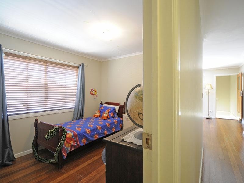 136 Cypress Terrace, Palm Beach QLD 4221