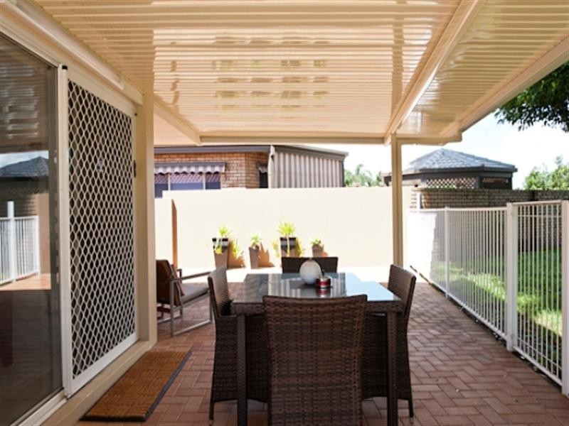 19 Martinique Way, Clear Island Waters QLD 4226