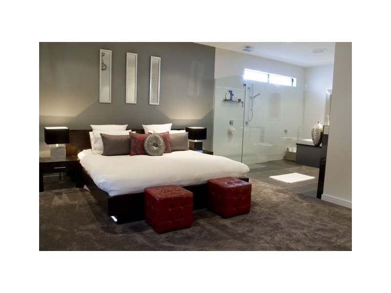 64 Great Southern Drive, Robina QLD 4226